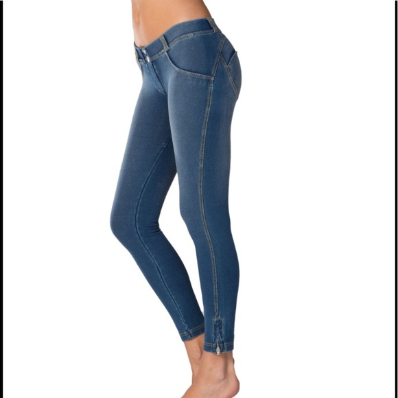 bum shaper jeans
